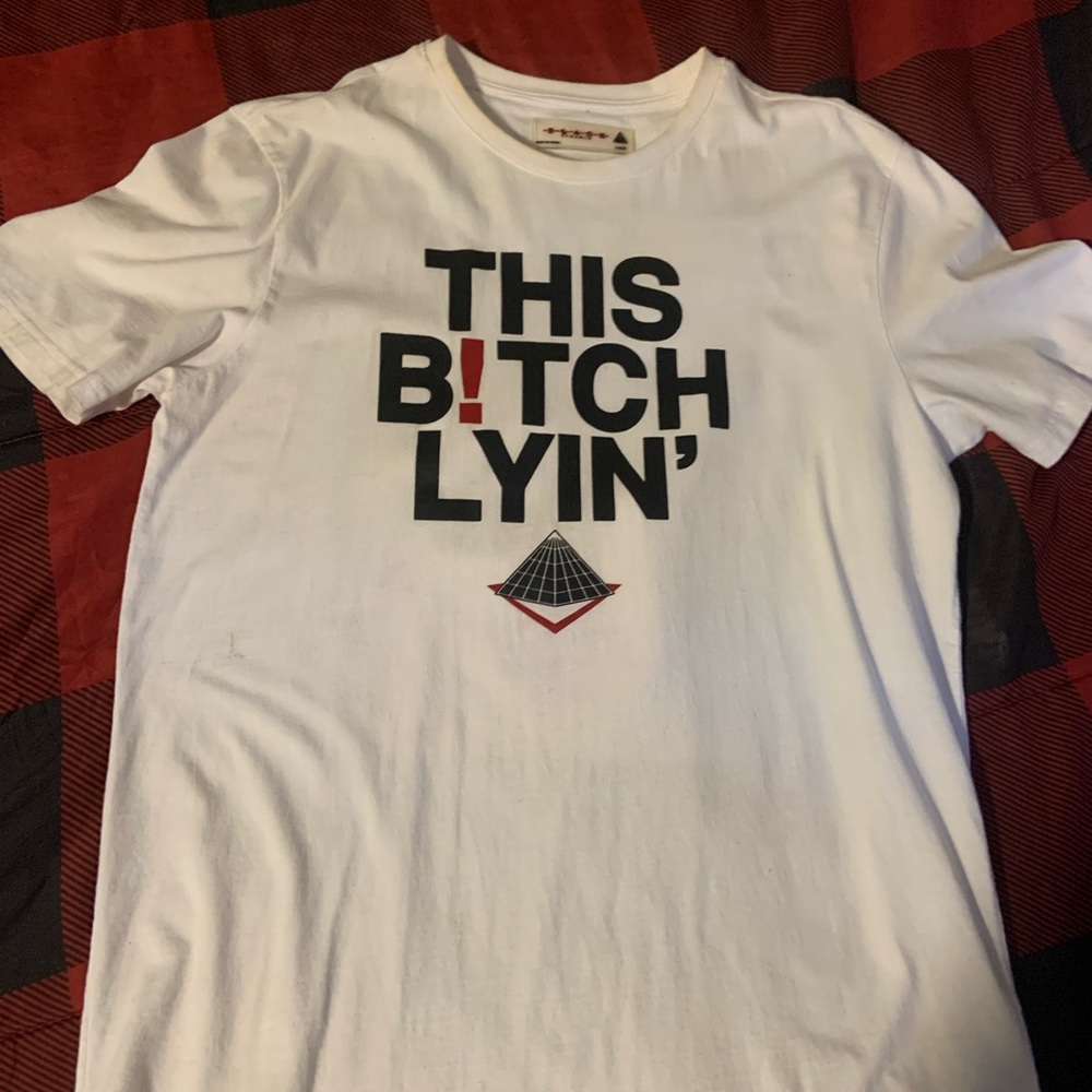 Black Pyramid White and Black Short Sleeve Tee